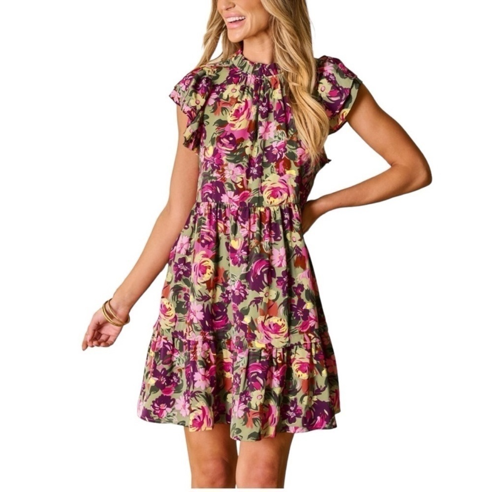 Green Floral Ruched Mini Dress Large Flutter Sleeve NWOT